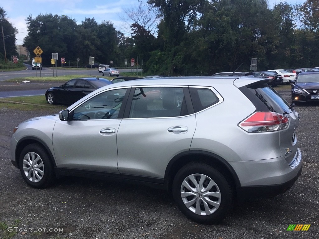 2014 Rogue S AWD - Brilliant Silver / Charcoal photo #6