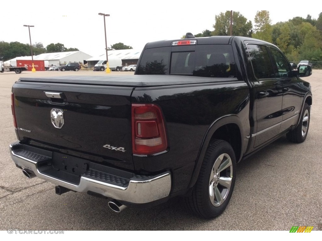 2019 1500 Limited Crew Cab 4x4 - Diamond Black Crystal Pearl / Black/Light Frost Beige photo #8