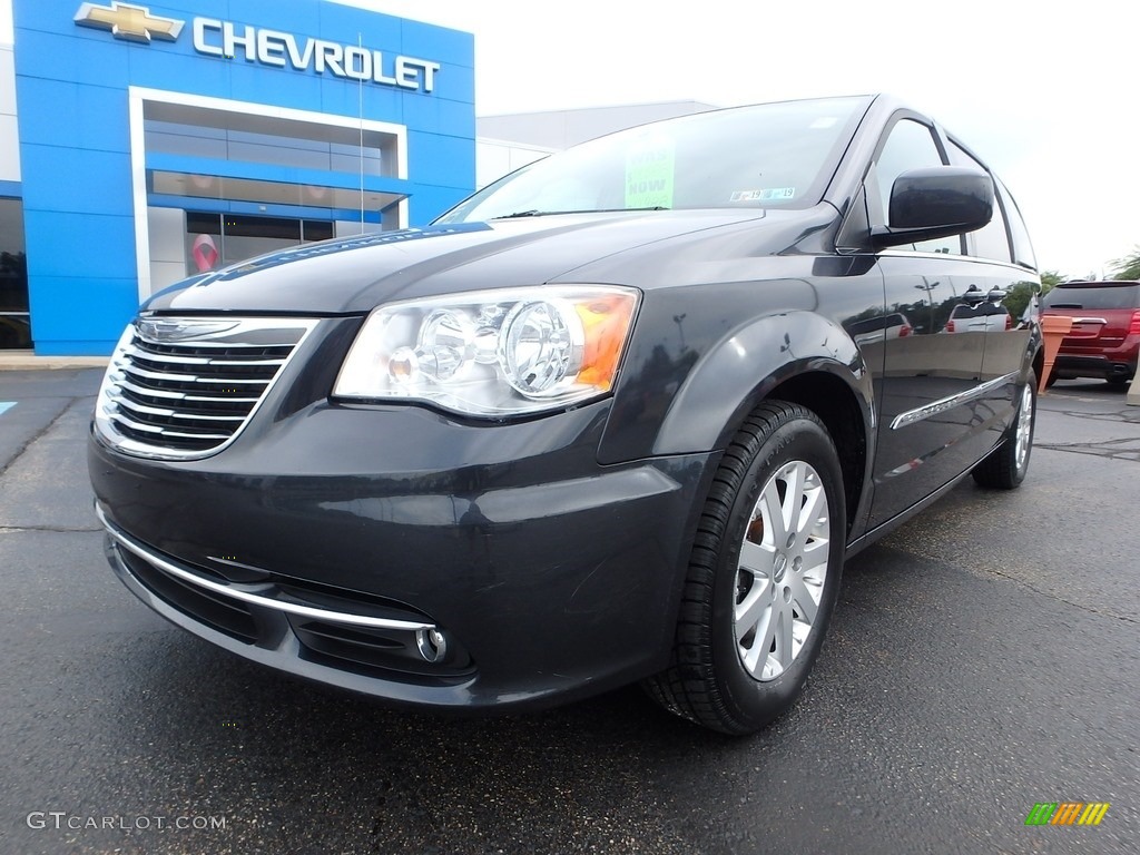 2013 Town & Country Touring - Maximum Steel Metallic / Black/Light Graystone photo #2