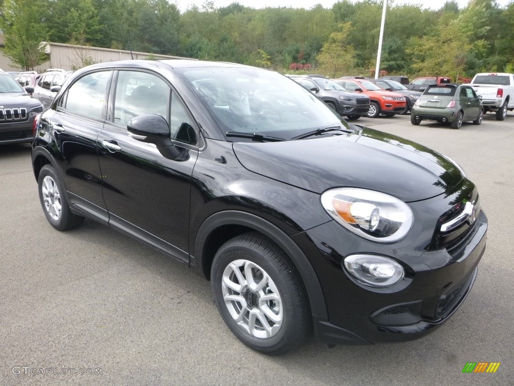 2018 Fiat 500X Pop Exterior Photos