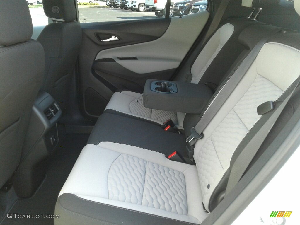 2019 Equinox LS - Summit White / Medium Ash Gray photo #10