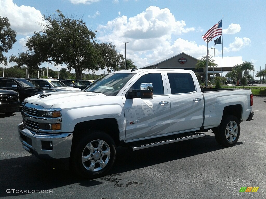 Iridescent Pearl Tricoat Chevrolet Silverado 2500HD