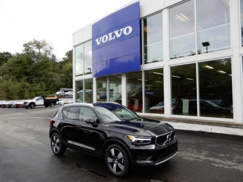 2019 Volvo XC40 T5 Momentum AWD Data, Info and Specs