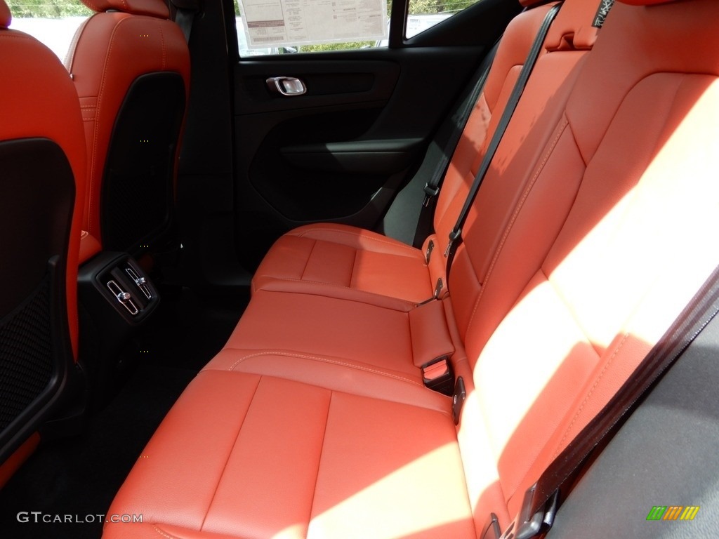 2019 Volvo XC40 T5 Momentum AWD Rear Seat Photo #129633851