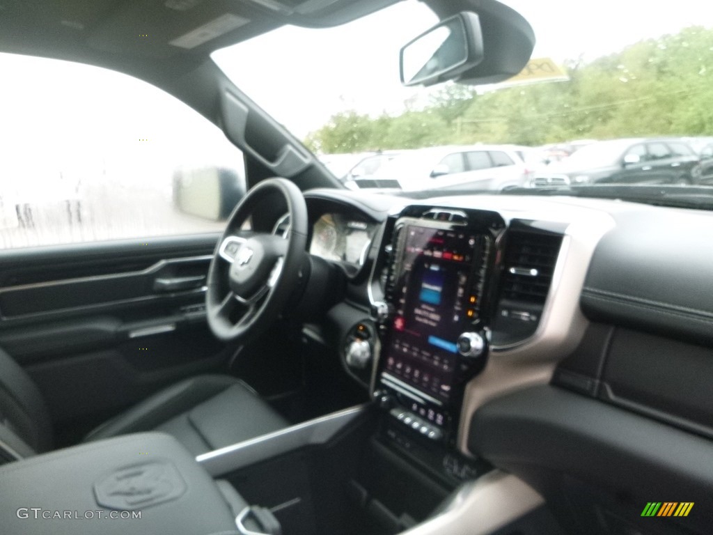 2019 1500 Laramie Crew Cab 4x4 - Granite Crystal Metallic / Black photo #12