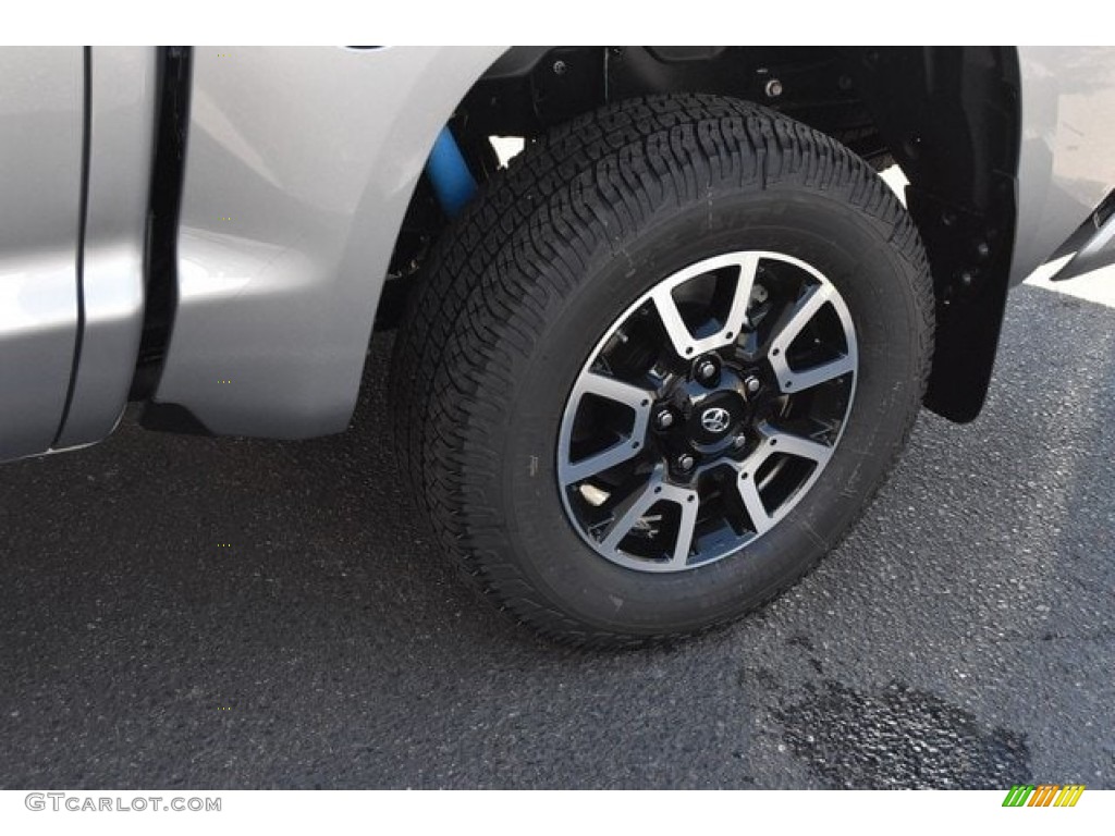 2019 Tundra Limited CrewMax 4x4 - Silver Sky Metallic / Graphite photo #34