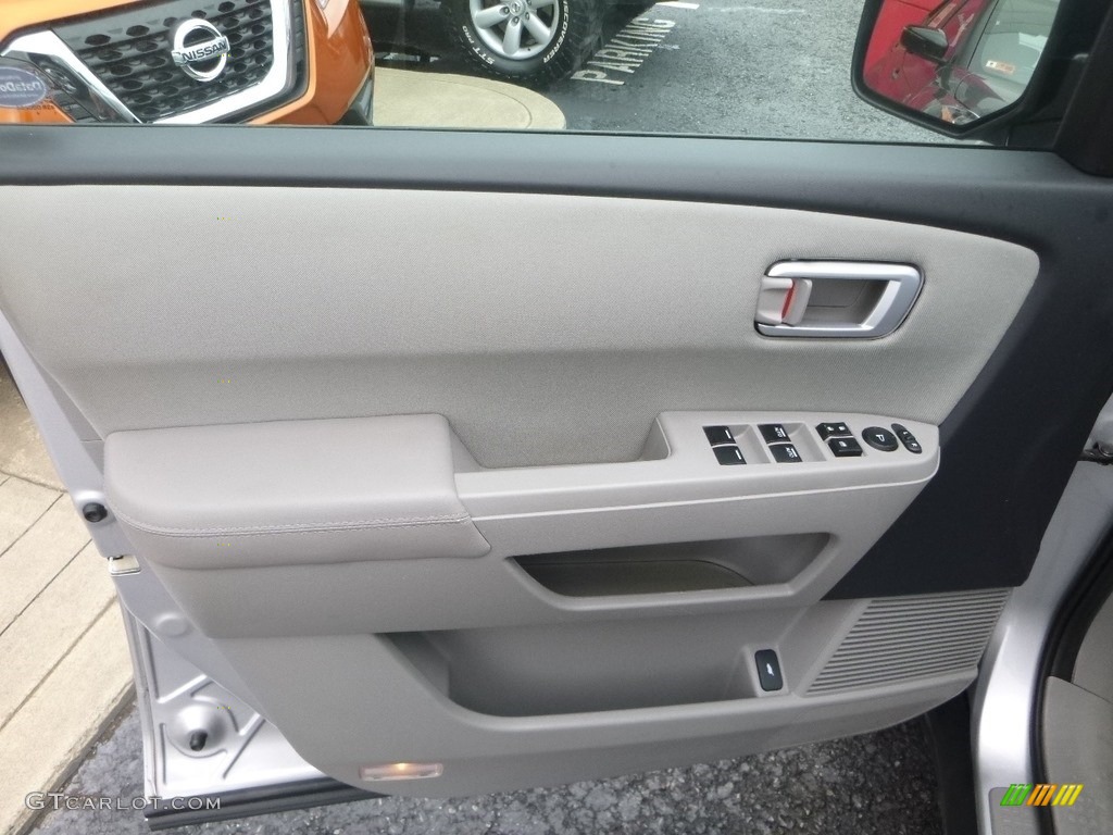 2015 Pilot EX 4WD - Alabaster Silver Metallic / Gray photo #14