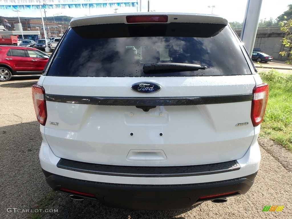 2018 Explorer XLT 4WD - Oxford White / Ebony Black photo #3