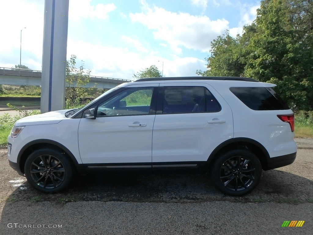 2018 Explorer XLT 4WD - Oxford White / Ebony Black photo #5