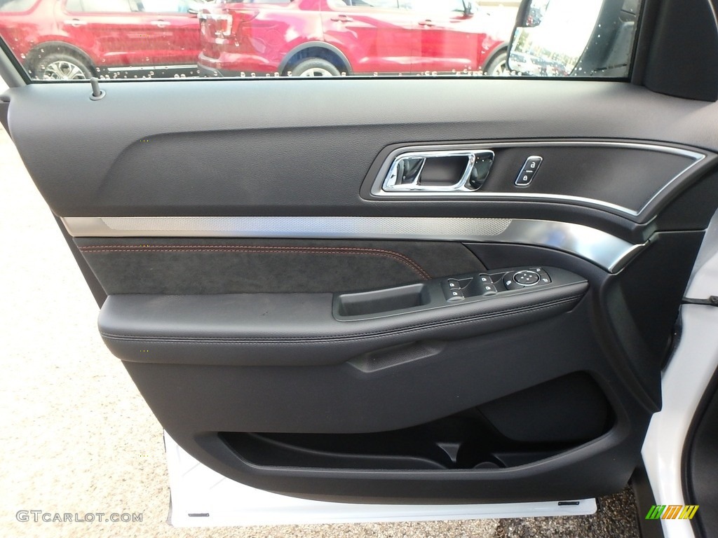 2018 Explorer XLT 4WD - Oxford White / Ebony Black photo #14
