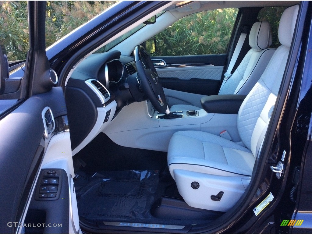2019 Jeep Grand Cherokee Summit 4x4 Front Seat Photo #129647068