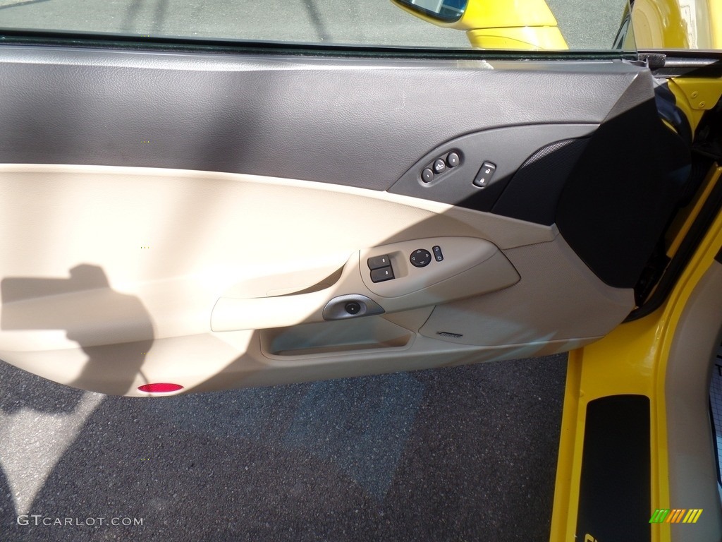 2007 Corvette Coupe - Velocity Yellow / Cashmere photo #23