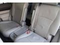 Blizzard White Pearl - Highlander V6 4WD Photo No. 20