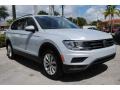 White Silver Metallic 2018 Volkswagen Tiguan SE Exterior