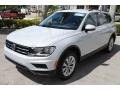 White Silver Metallic - Tiguan SE Photo No. 4
