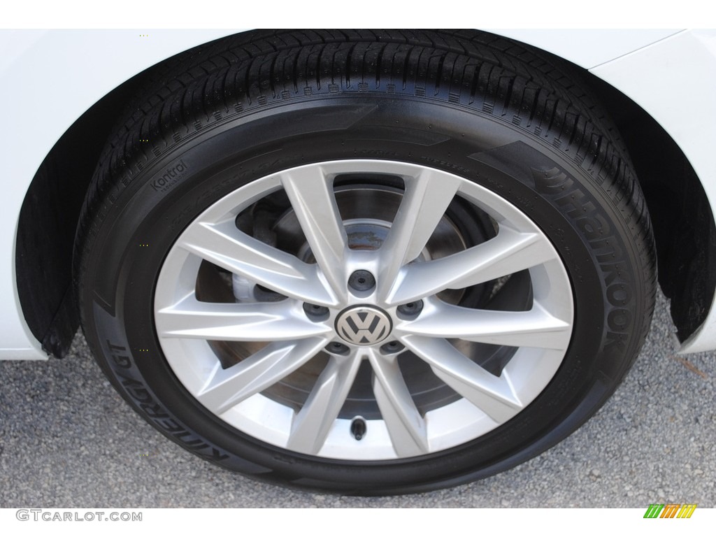 2018 Volkswagen Beetle S Convertible Wheel Photo #129652180