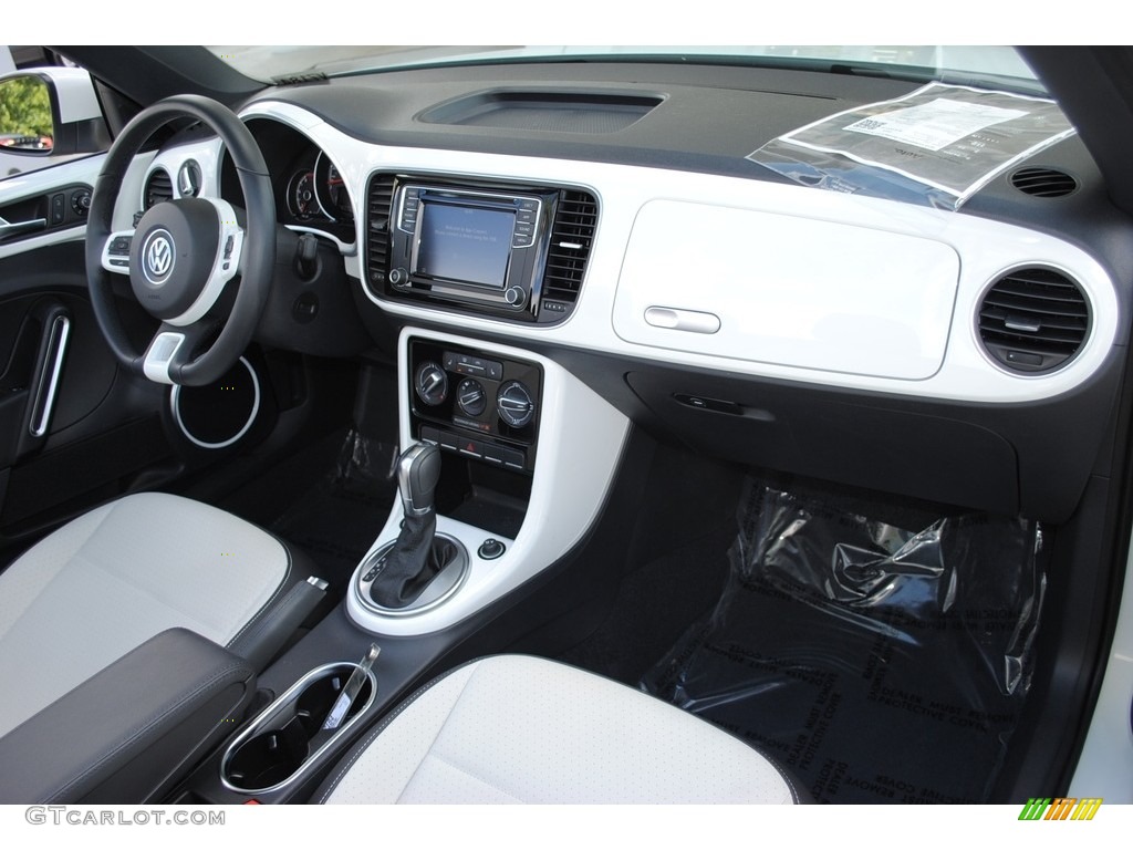 Ceramique/Black Interior 2018 Volkswagen Beetle S Convertible Photo #129652414