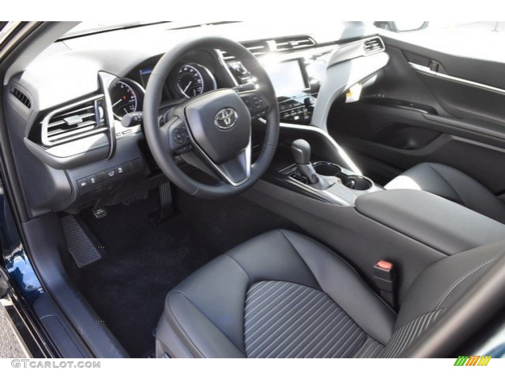 Black Interior 2019 Toyota Camry LE Photo #129652588