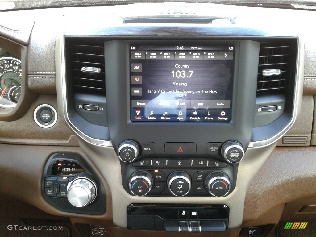 2019 1500 Laramie Crew Cab 4x4 - Diamond Black Crystal Pearl / Mountain Brown/Light Frost Beige photo #23