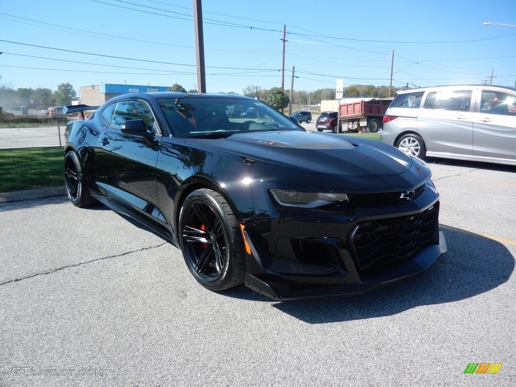 Black 2019 Chevrolet Camaro ZL1 Coupe Exterior Photo #129654331