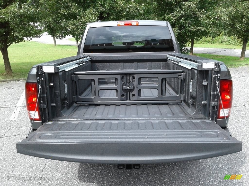 2018 1500 Tradesman Quad Cab - Granite Crystal Metallic / Black/Diesel Gray photo #12