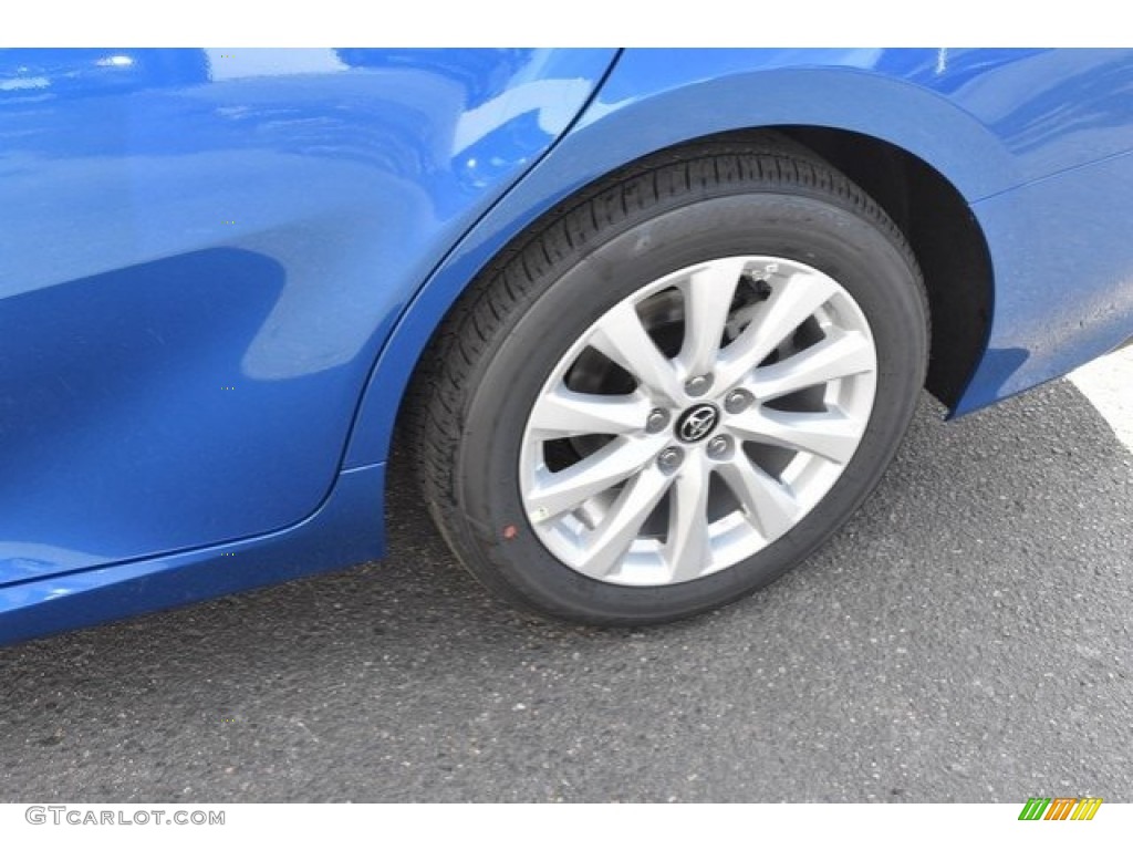 2019 Camry LE - Blue Streak Metallic / Black photo #33