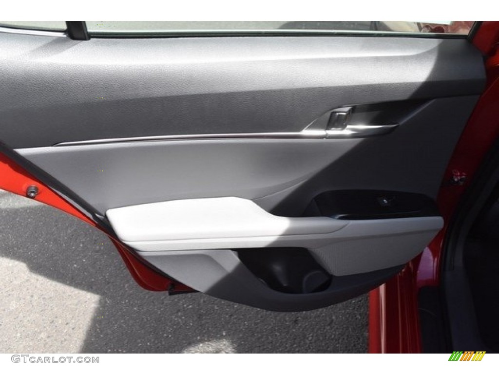 2019 Camry LE - Ruby Flare Pearl / Ash photo #21