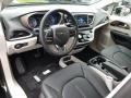 2019 Brilliant Black Crystal Pearl Chrysler Pacifica Touring L  photo #7