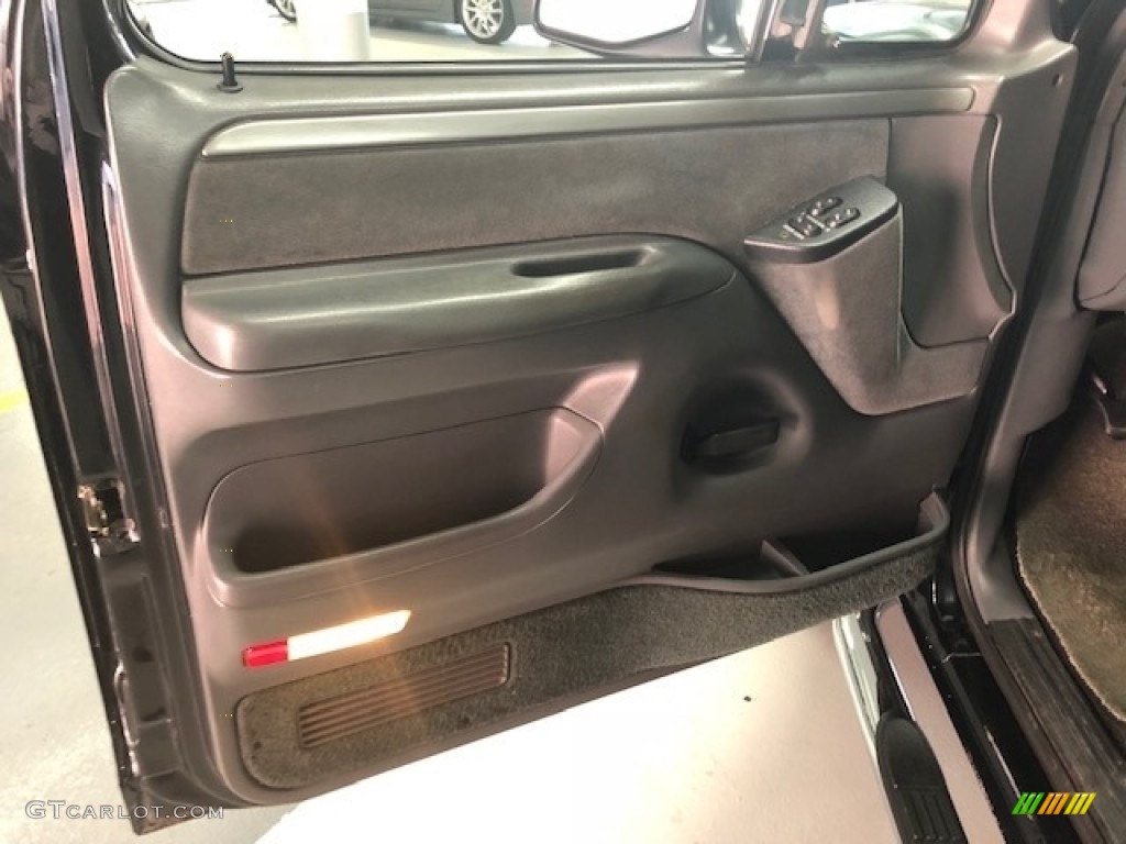 1992 Ford Bronco XLT 4x4 Door Panel Photos