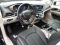 2019 Brilliant Black Crystal Pearl Chrysler Pacifica Touring L  photo #7