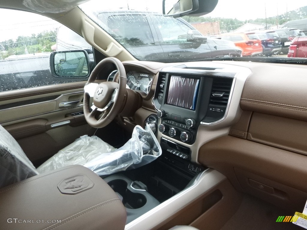 2019 1500 Laramie Crew Cab 4x4 - Rugged Brown Pearl / Mountain Brown/Light Frost Beige photo #9