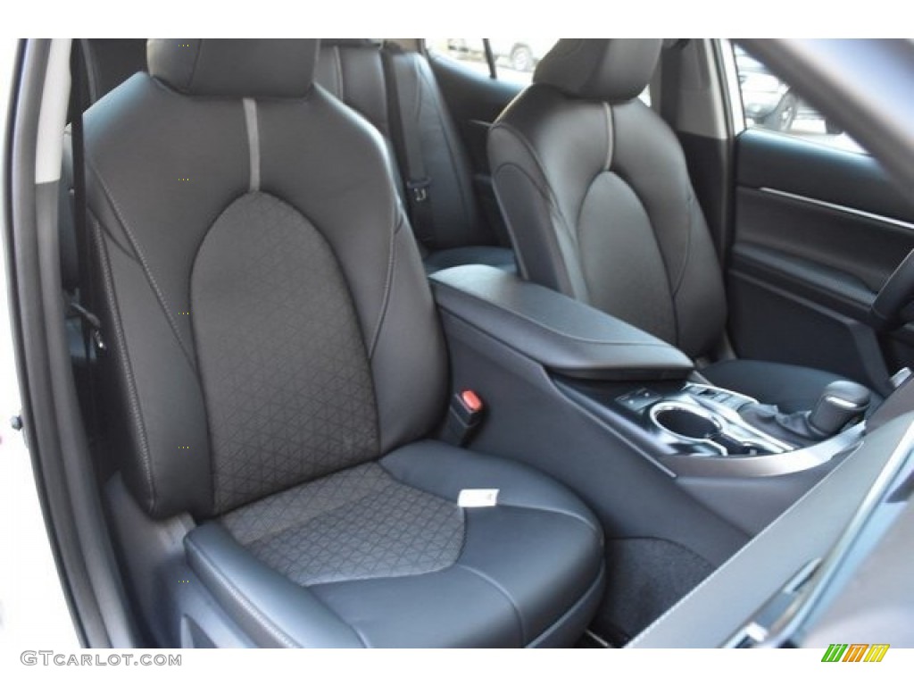 Black Interior 2019 Toyota Camry XSE Photo #129662341