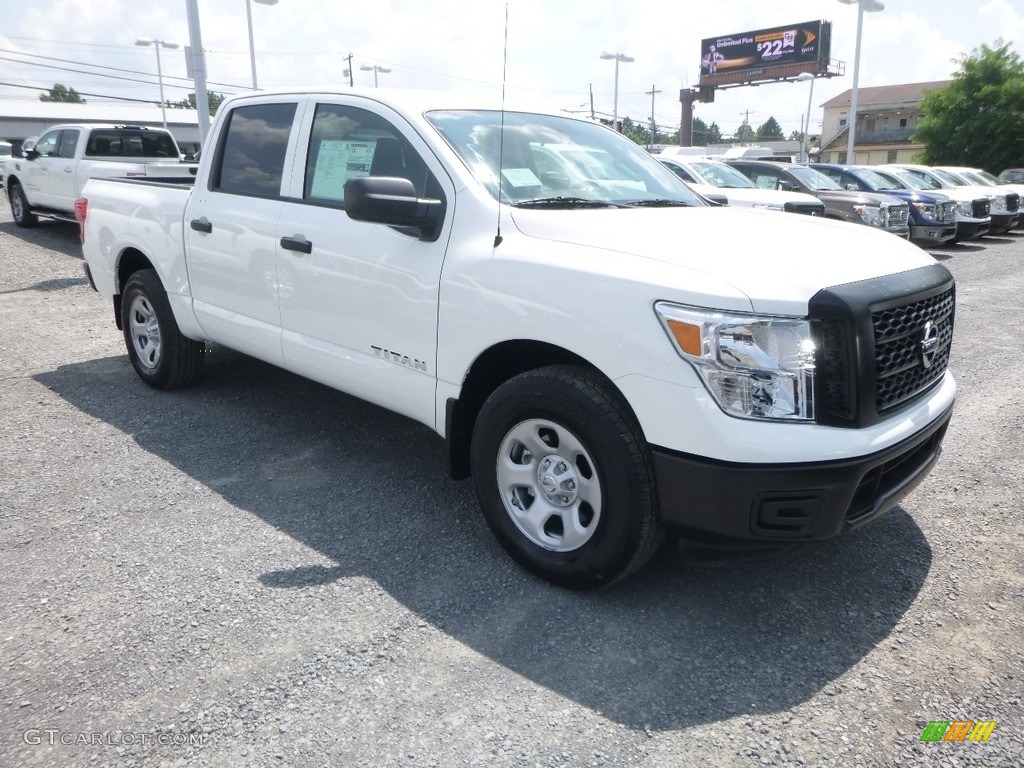 2018 Titan S Crew Cab 4x4 - Glacier White / Black photo #1