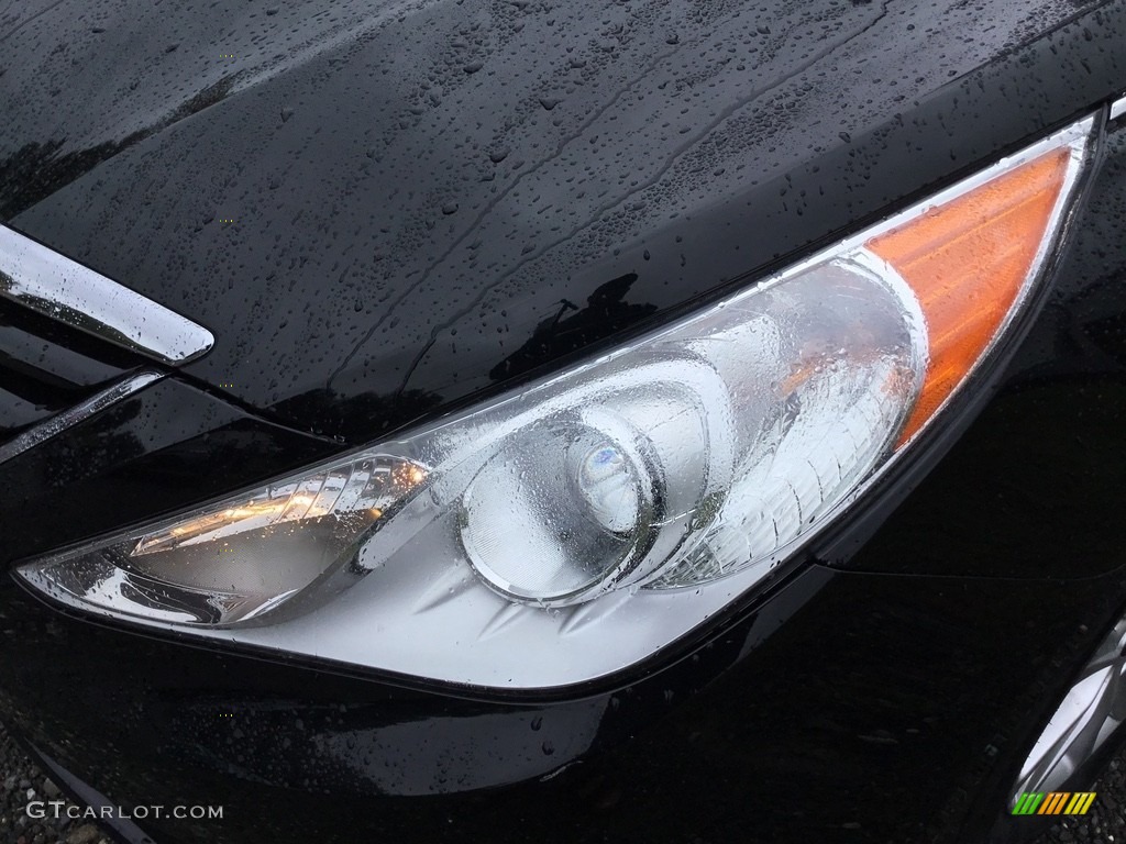 2011 Sonata GLS - Black Plum Pearl / Gray photo #32