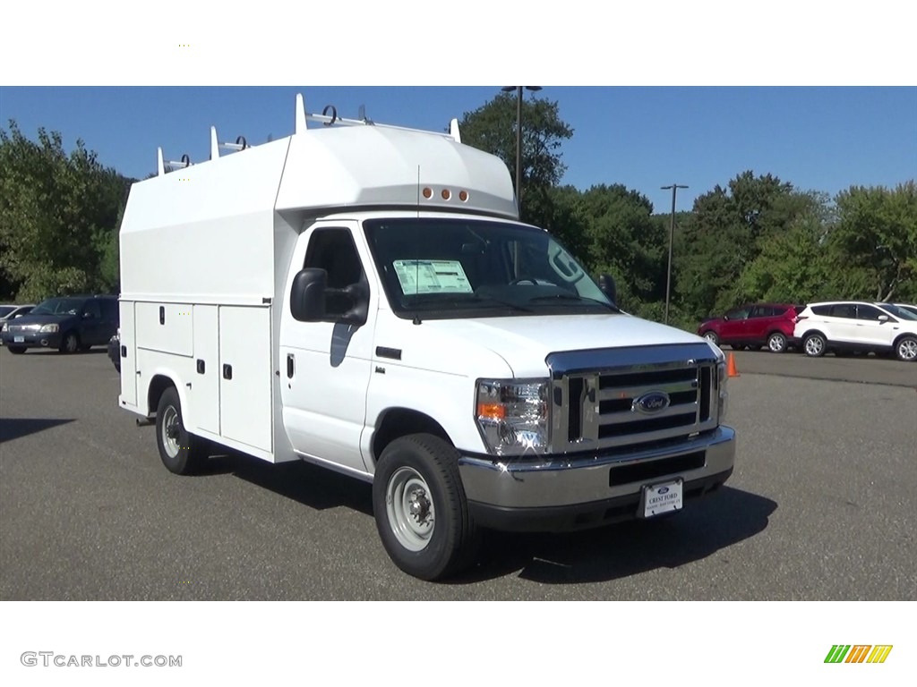 Oxford White 2019 Ford E Series Cutaway E350 Commercial Utility Truck Exterior Photo #129671776
