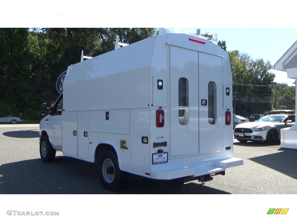 Oxford White 2019 Ford E Series Cutaway E350 Commercial Utility Truck Exterior Photo #129671836