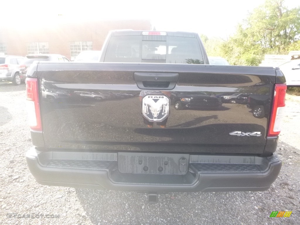 2019 1500 Tradesman Quad Cab 4x4 - Rugged Brown Pearl / Black photo #4
