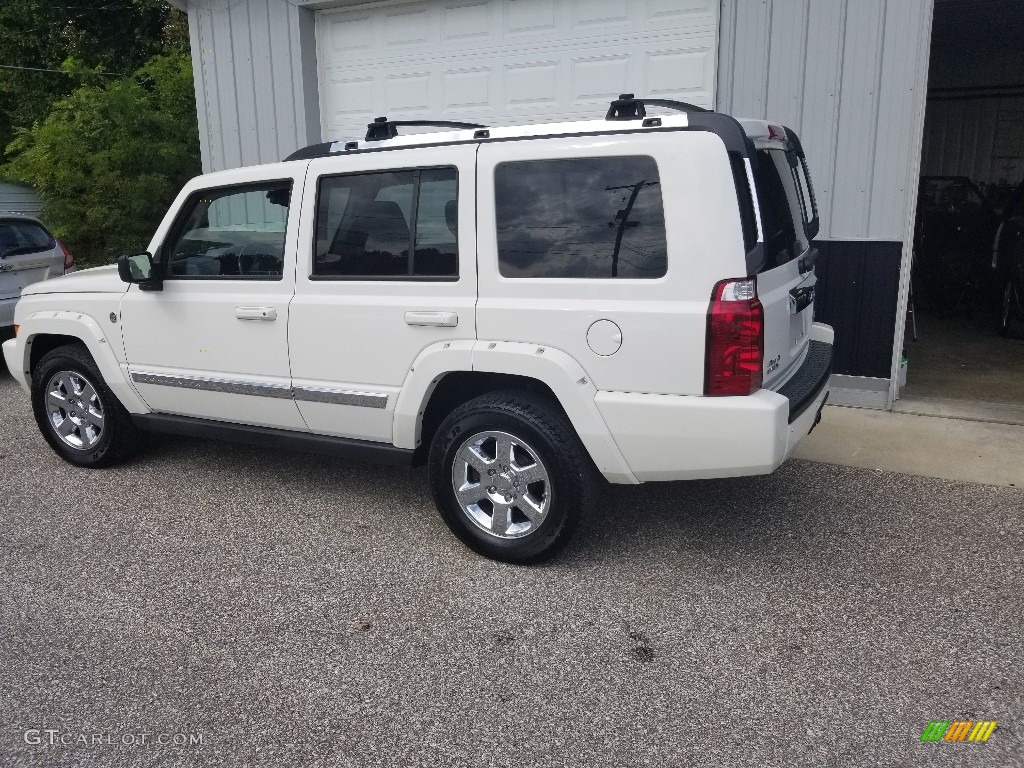 2006 Commander Limited 4x4 - Stone White / Dark Khaki/Light Graystone photo #3