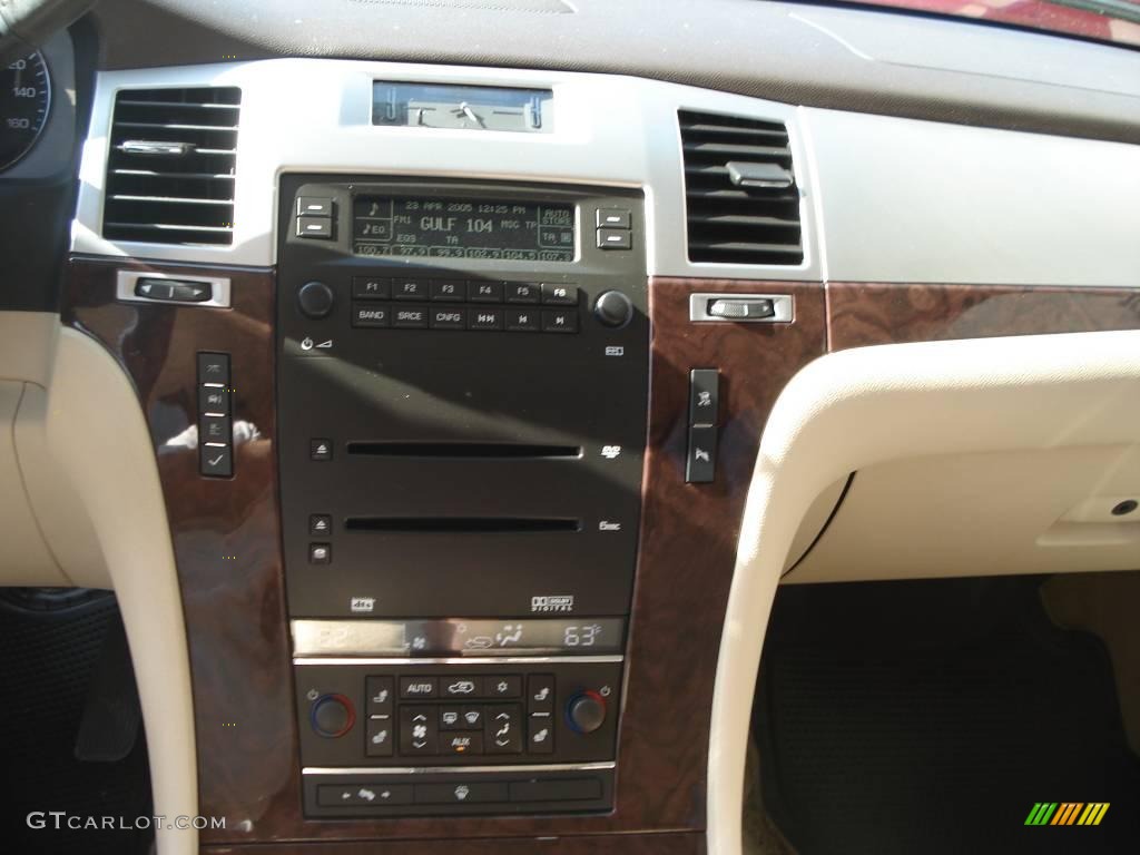 2007 Escalade  - Gold Mist / Cocoa/Light Cashmere photo #11