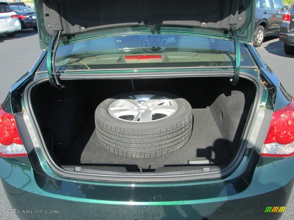 2015 Cruze Diesel - Rainforest Green Metallic / Cocoa/Light Neutral photo #20