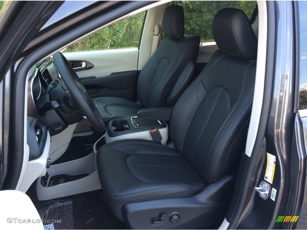 2019 Chrysler Pacifica Touring L Plus Front Seat Photos