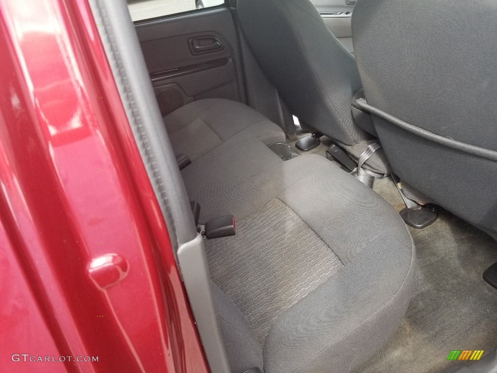 2006 Colorado LT Crew Cab 4x4 - Victory Red / Light Cashmere photo #13