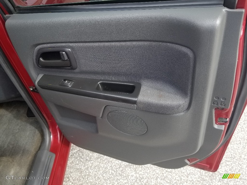 2006 Colorado LT Crew Cab 4x4 - Victory Red / Light Cashmere photo #14
