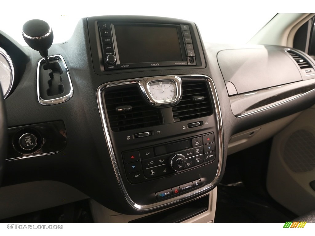 2015 Town & Country Touring-L - True Blue Pearl / Black/Light Graystone photo #8