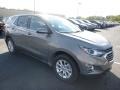 Pepperdust Metallic - Equinox LT AWD Photo No. 6