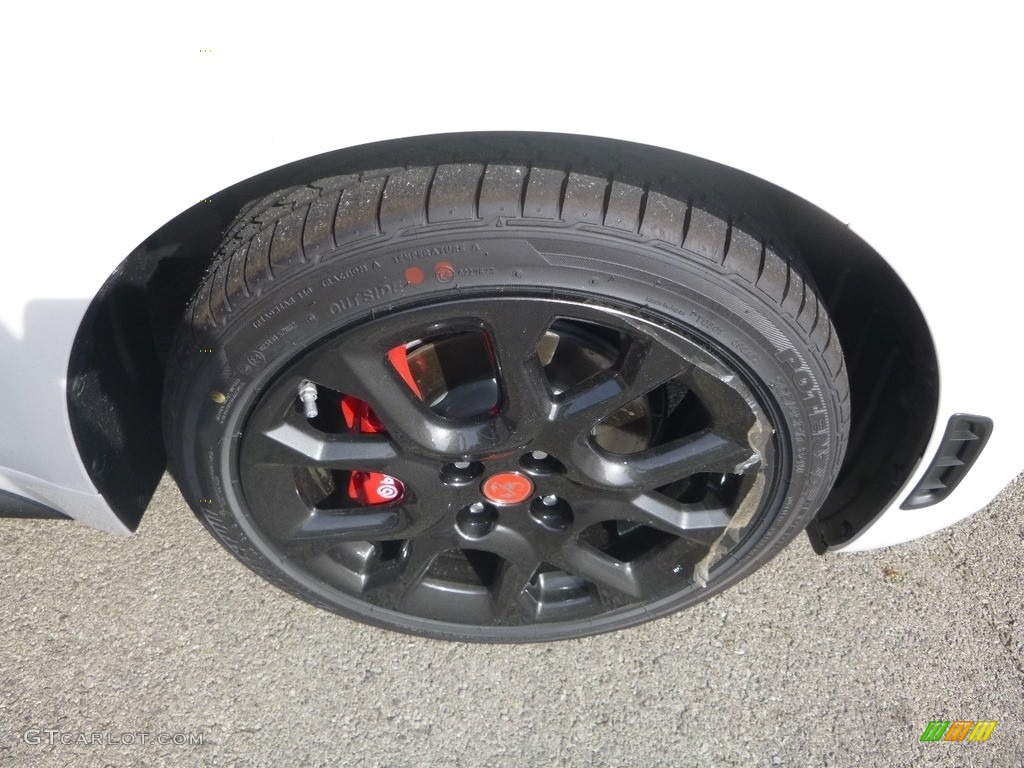 2019 Fiat 124 Spider Abarth Roadster Wheel Photos