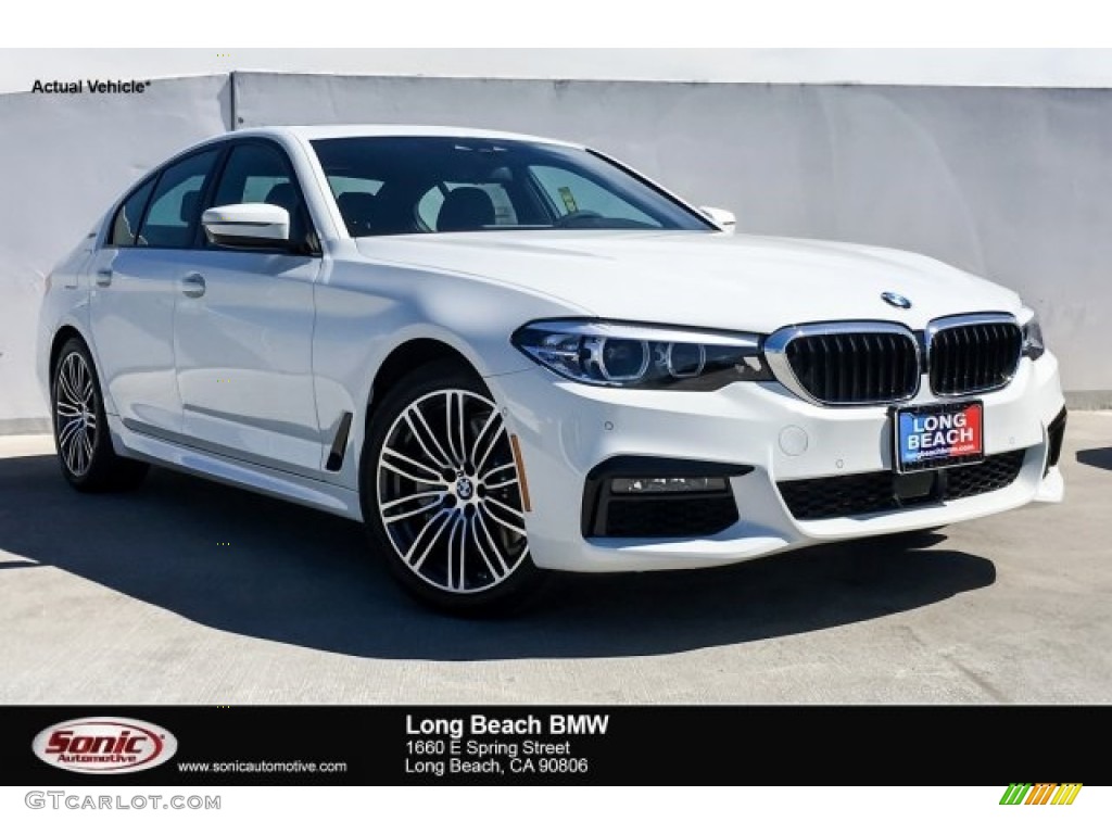 2019 5 Series 530e iPerformance Sedan - Alpine White / Black photo #1