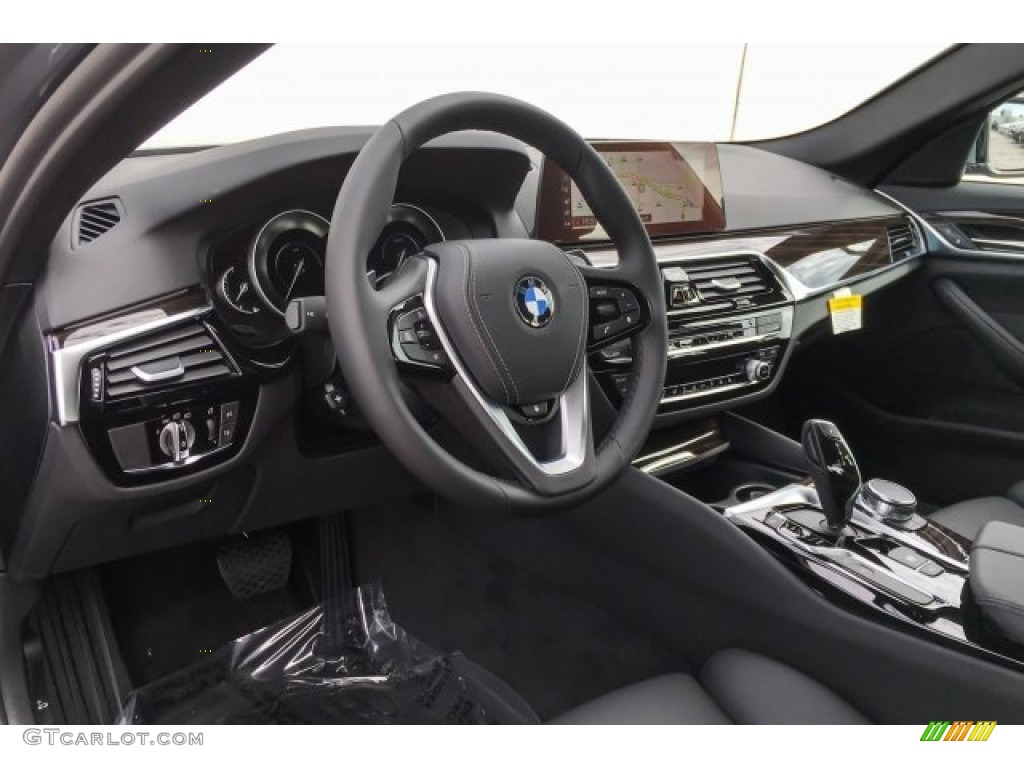 2019 5 Series 530e iPerformance Sedan - Bluestone Metallic / Black photo #4