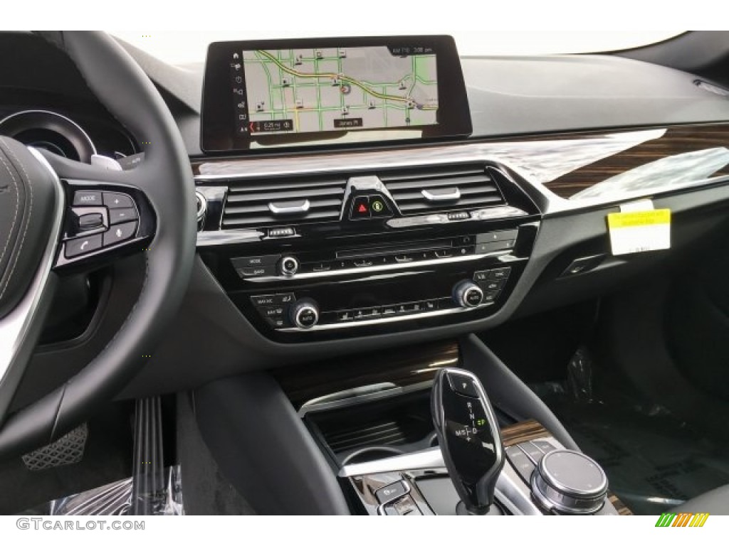 2019 5 Series 530e iPerformance Sedan - Bluestone Metallic / Black photo #6