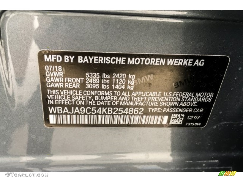 2019 5 Series 530e iPerformance Sedan - Bluestone Metallic / Black photo #11